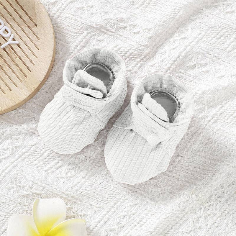 Newcastle Classics - Ribbed Organic Cotton Baby Booties
