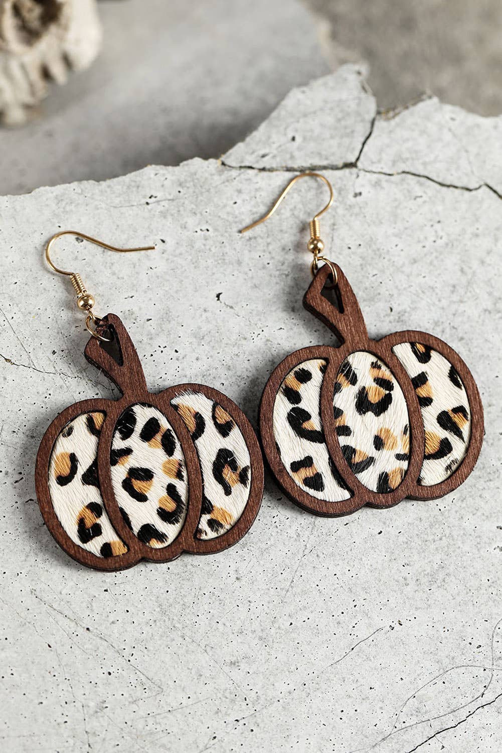 Aapparella - 100%Wood Leopard Pumpkin Shape Dangle Earrings