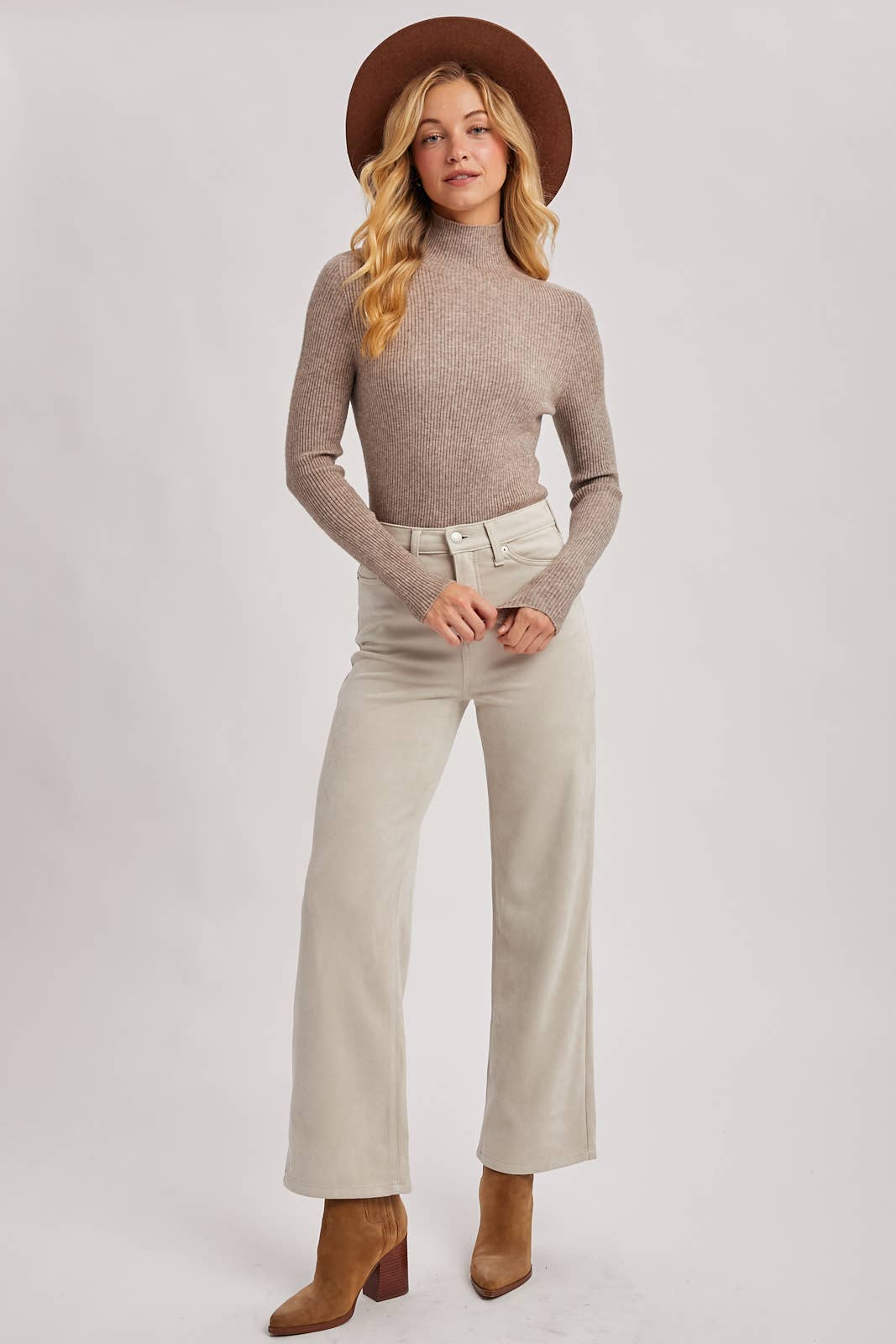 Bluivy - WHOLEGARMENT MOCK NECK RIBBED KNIT TOP