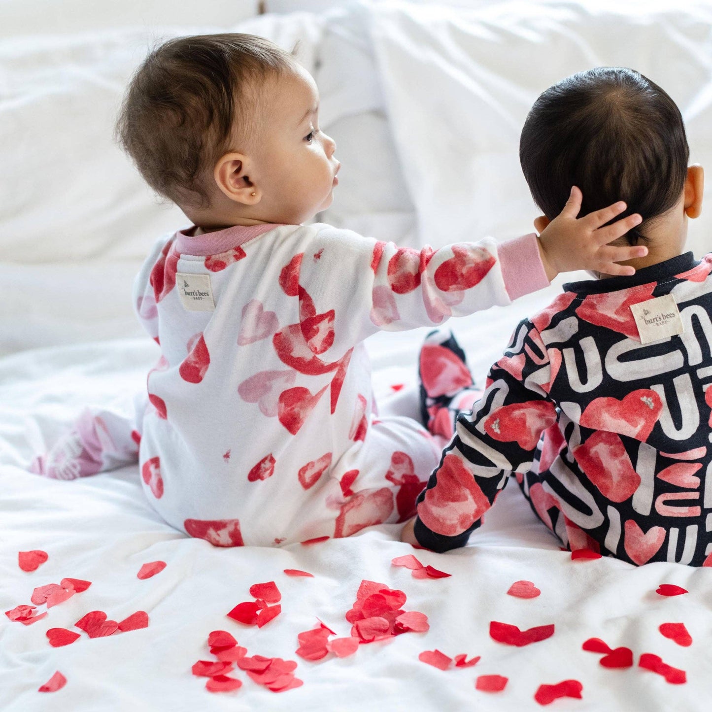 Burt's Bees Baby - I Heart You Organic Cotton Sleep & Play