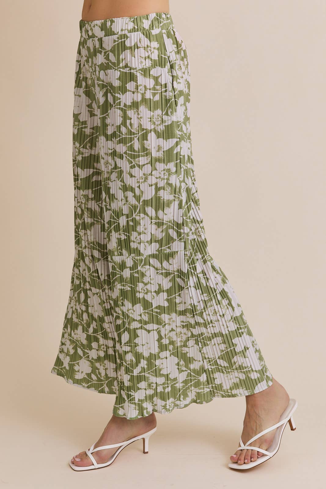 GILLI - PALAZZO PLEATED FLORAL PRINT PANTS