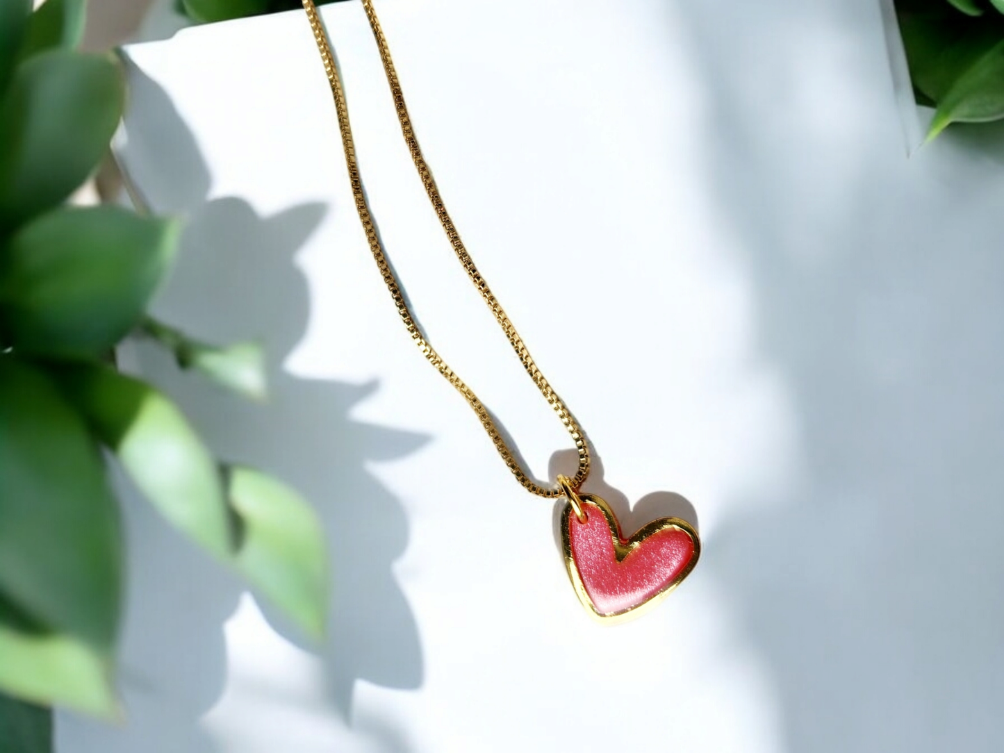 Twig & Rue boutique - Gold heart necklace
