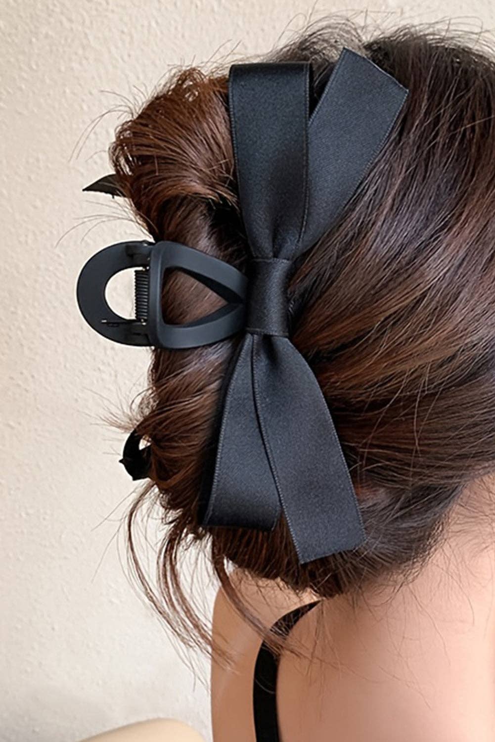 Lovesoft - Solid Color Bow Decor Large Hair Claw Clip
