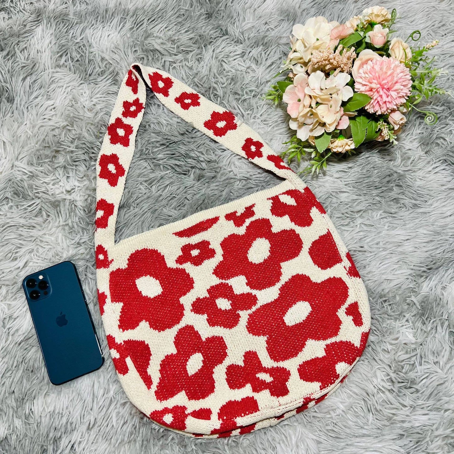 Lovesoft - Flower Knitted Large Single Shoulder Bag