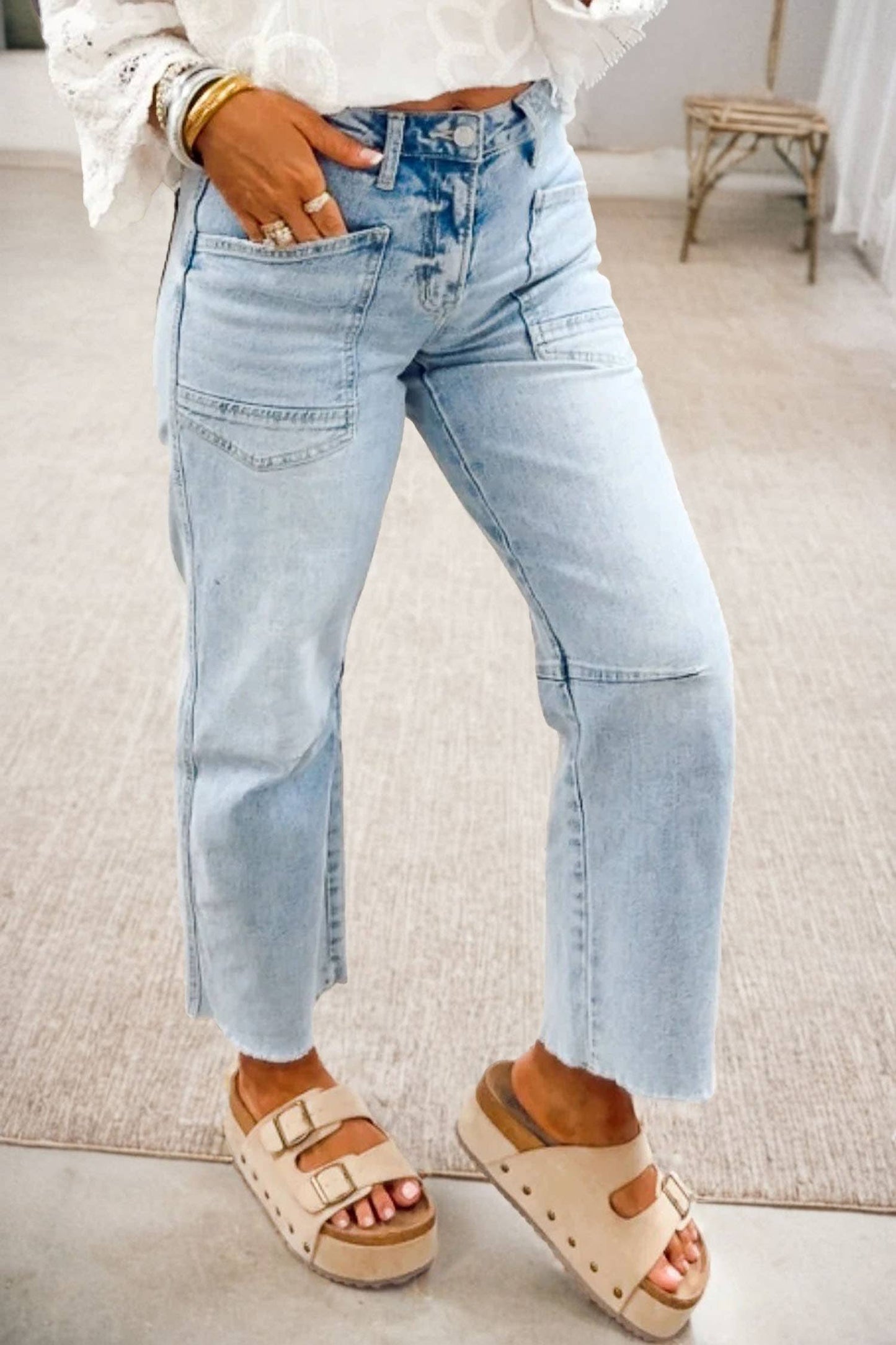 1 the Woman - Solid Frayed Regular Cropped Light Wash Jeans