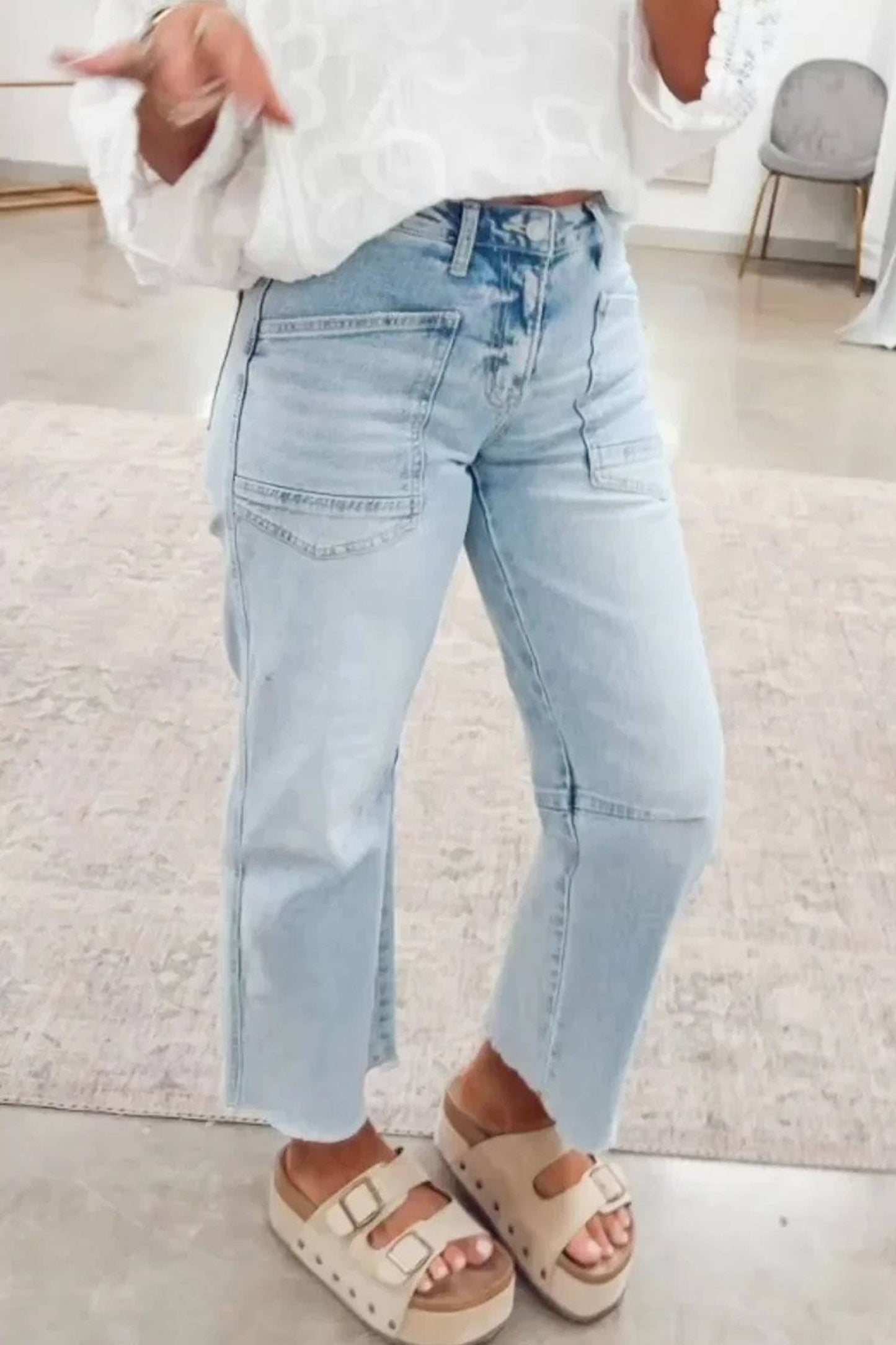1 the Woman - Solid Frayed Regular Cropped Light Wash Jeans