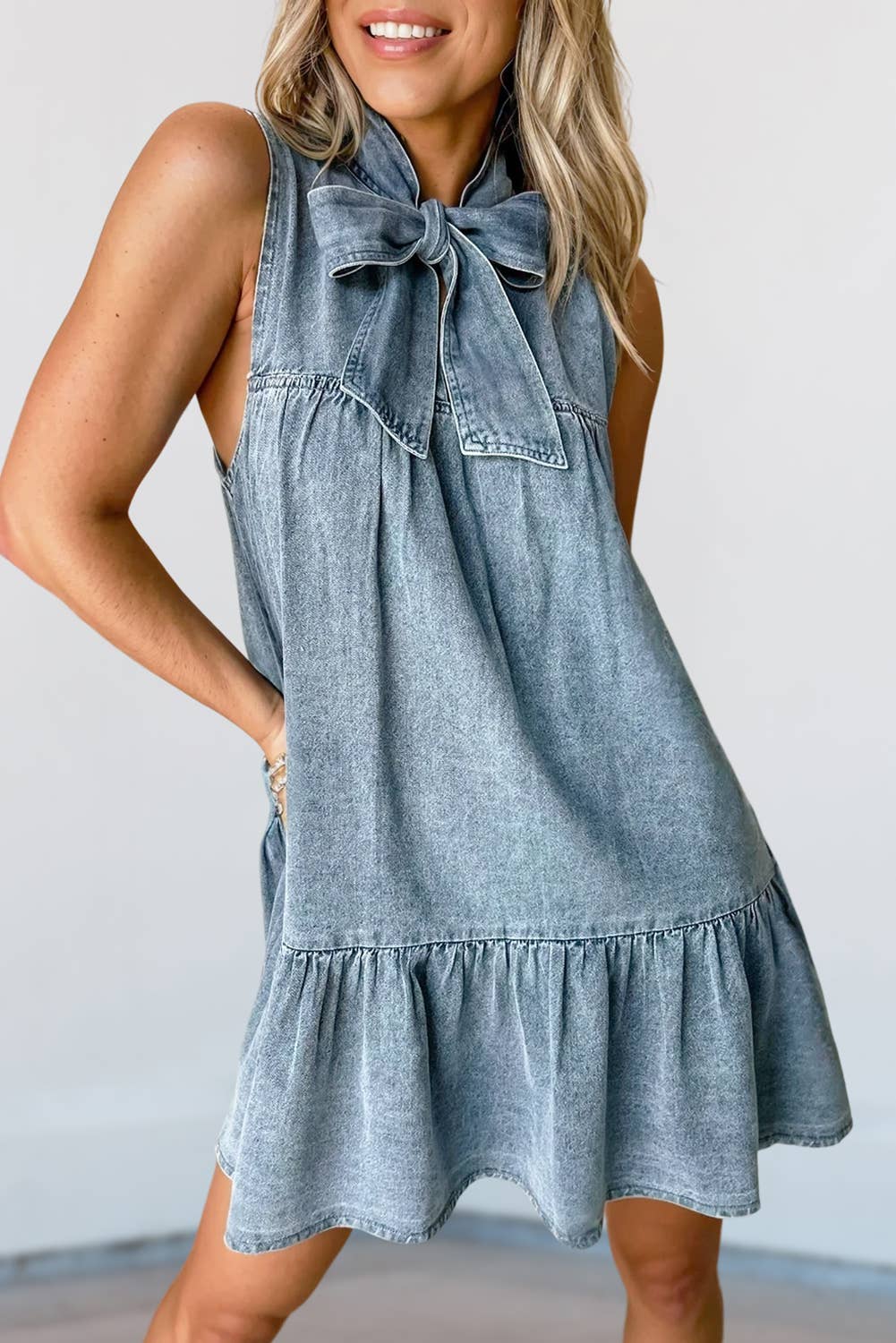 Aapparella - Bowknot Neck Ruffled Sleeveless Chambray Dress | S-XL