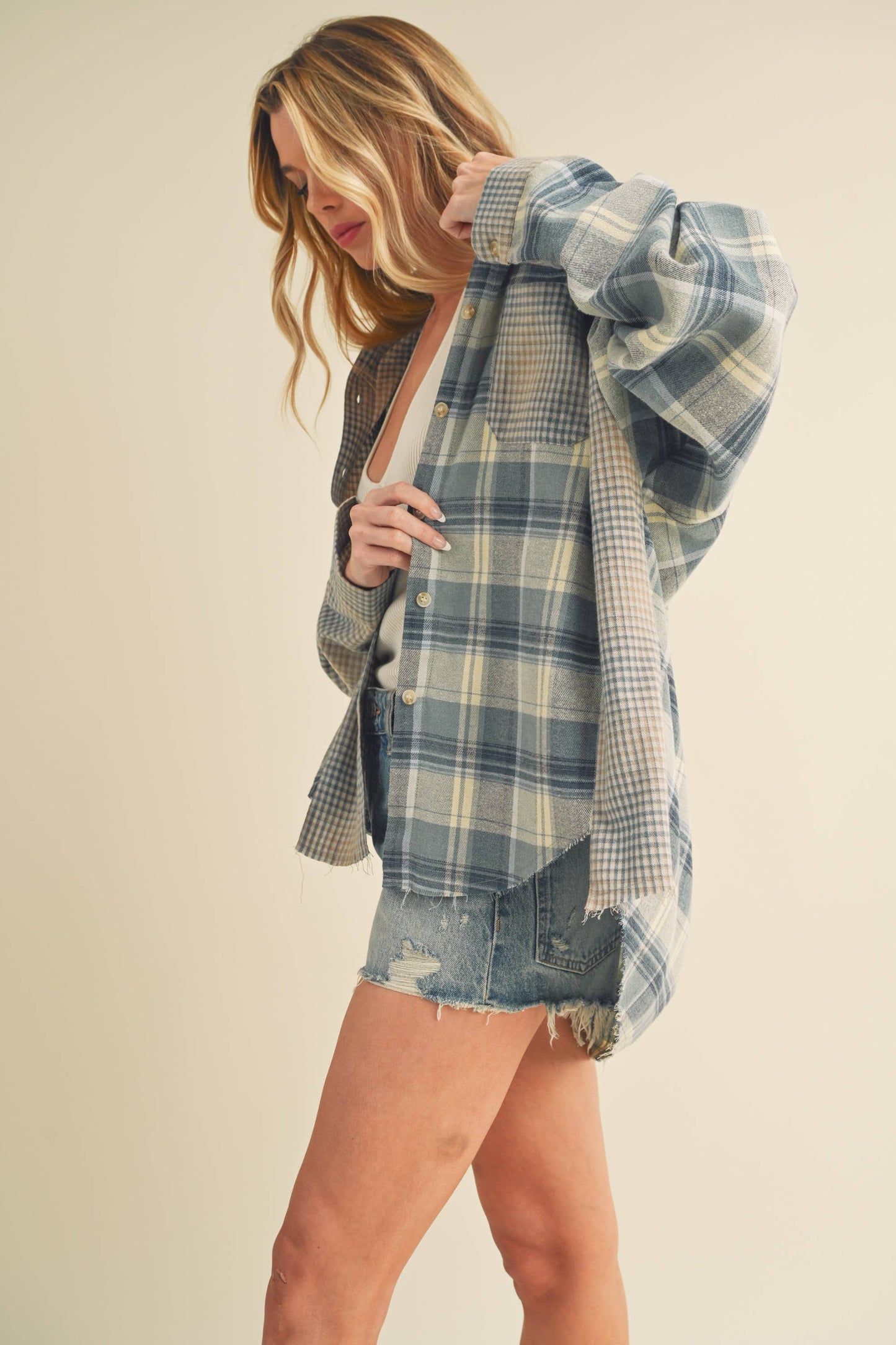 AEMI + CO - 8376EN Kambrie Plaid Flannel Shirt 1