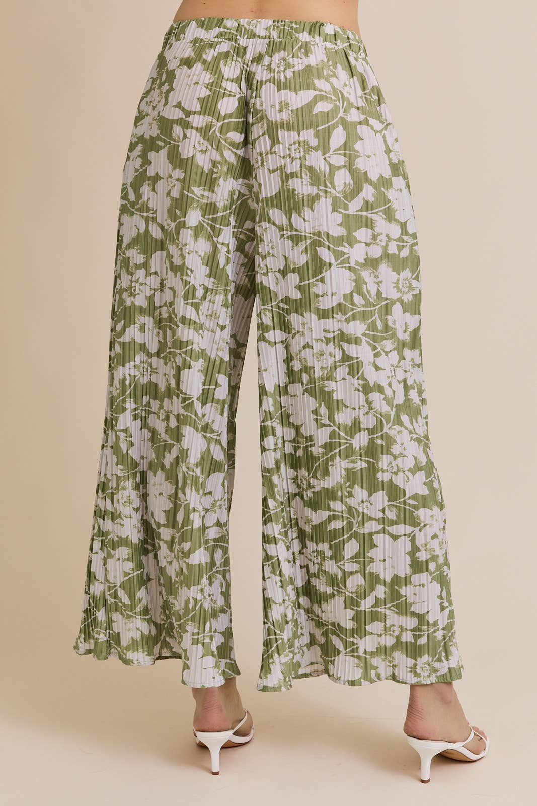 GILLI - PALAZZO PLEATED FLORAL PRINT PANTS