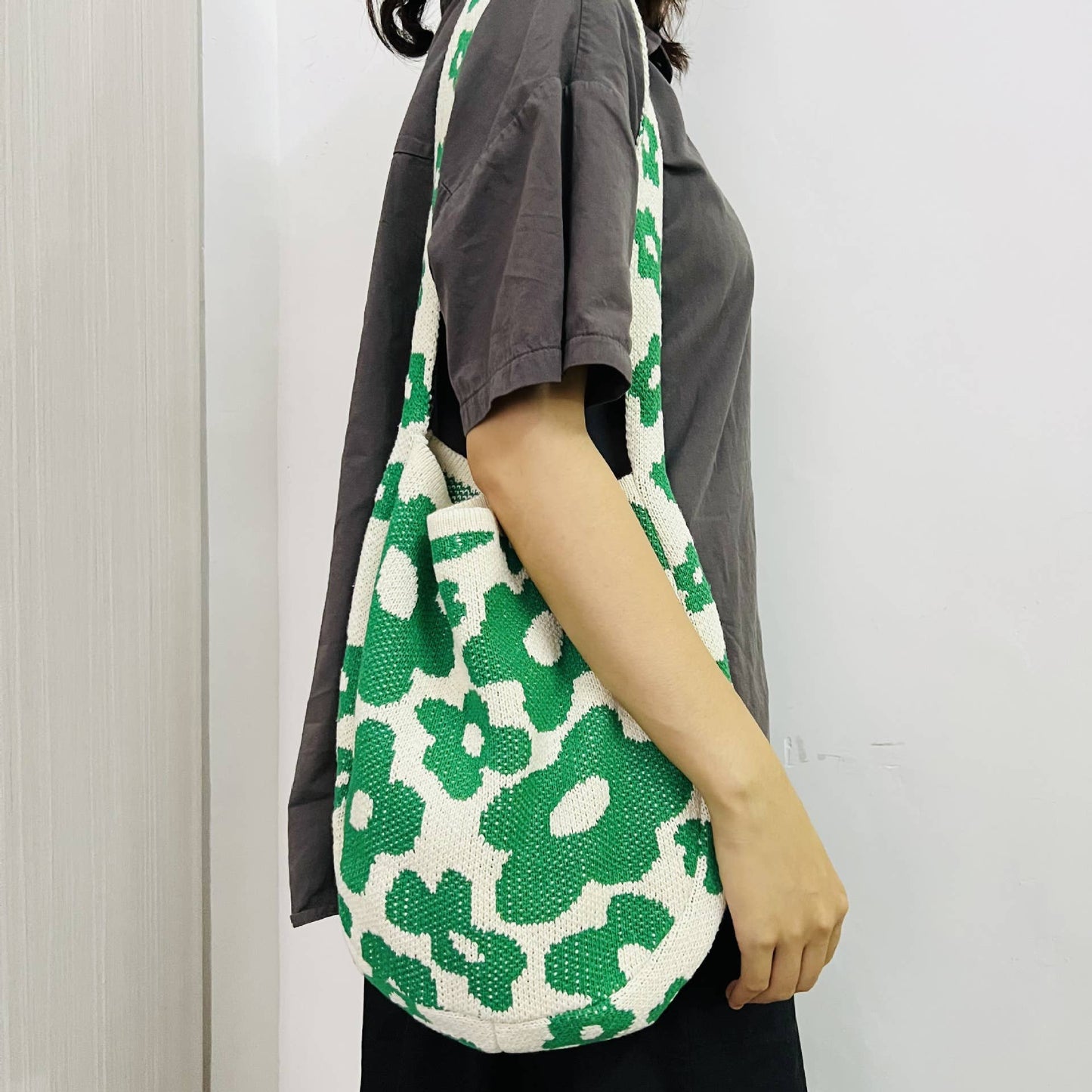 Lovesoft - Flower Knitted Large Single Shoulder Bag