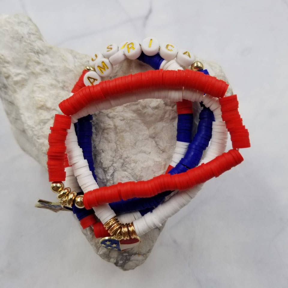 The Pretty Jewellery - USA Patriotic Heishi Beaded Heart and Star Charm Bracelet
