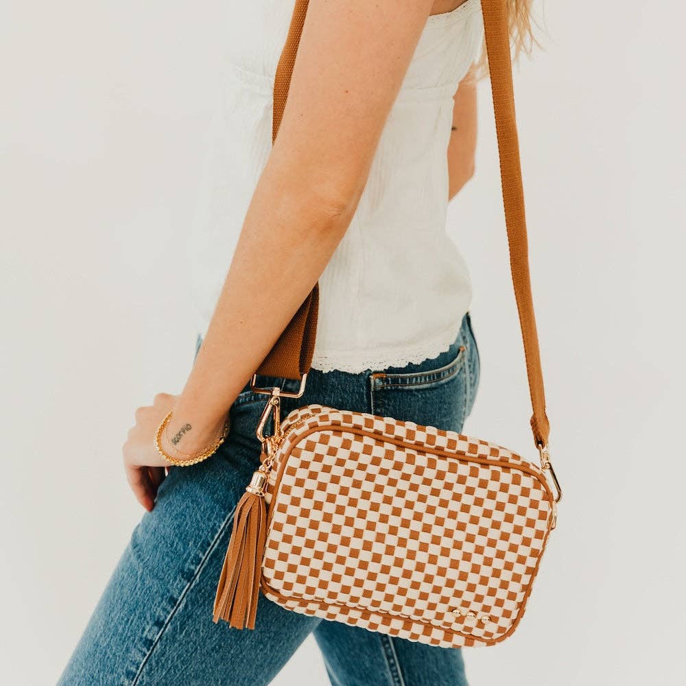 Pretty Simple - Woven Willow Camera Crossbody Bag