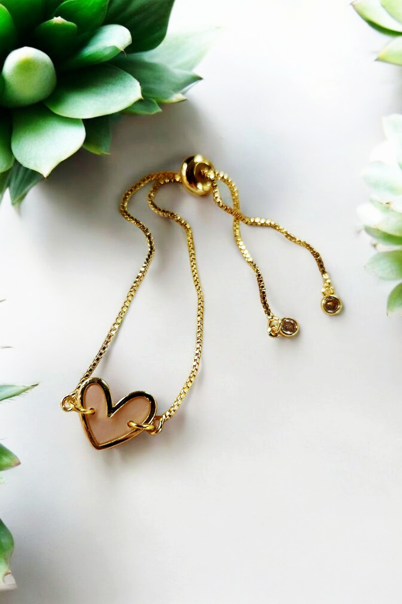 Twig & Rue boutique - Gold Heart Slider Bracelet- 18k gold plated