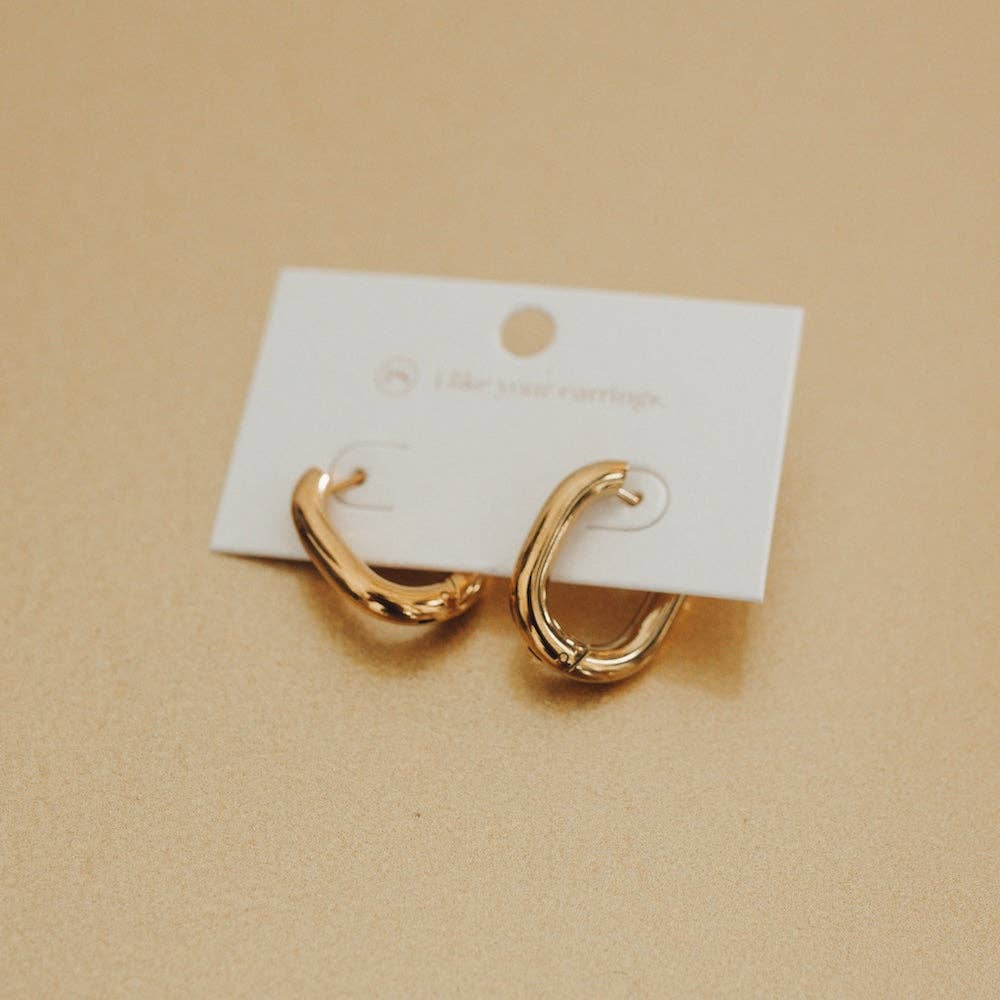 Pretty Simple - Flirty Fantasy Oval Hoop Earrings - WATERPROOF