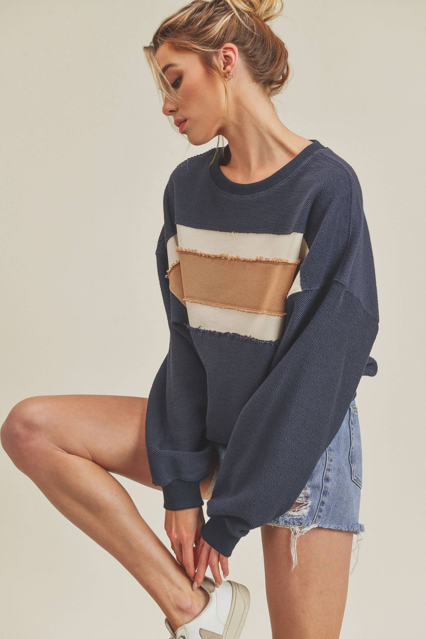AEMI + CO - 846AD Winnie Sweatshirt