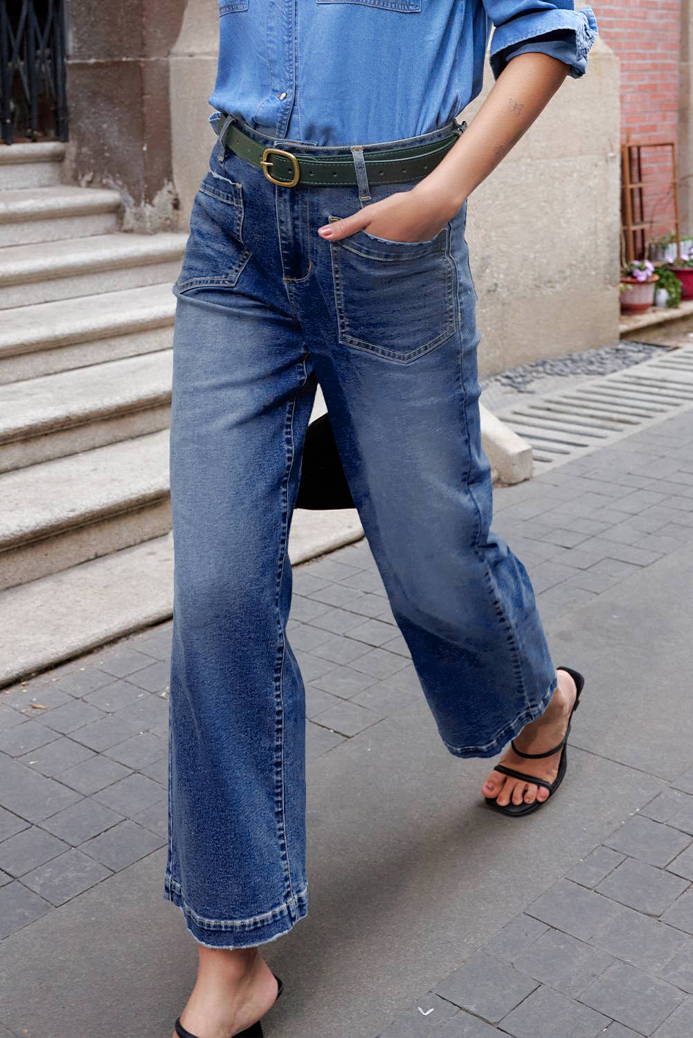 1 the Woman - Mimimalist Patch Pocket Womens Shift Jeans