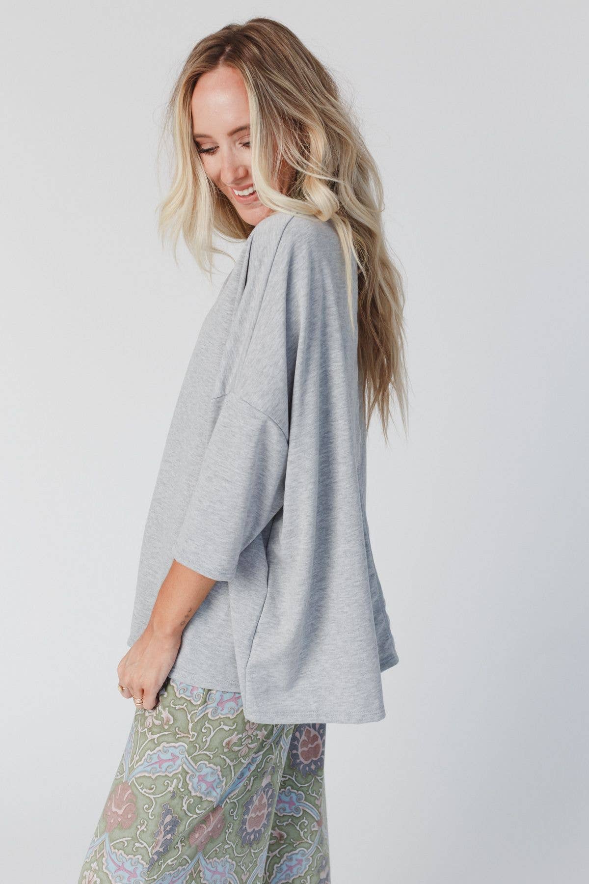Three Bird Nest - Cozy Cool Oversized Tee - Heather Gray