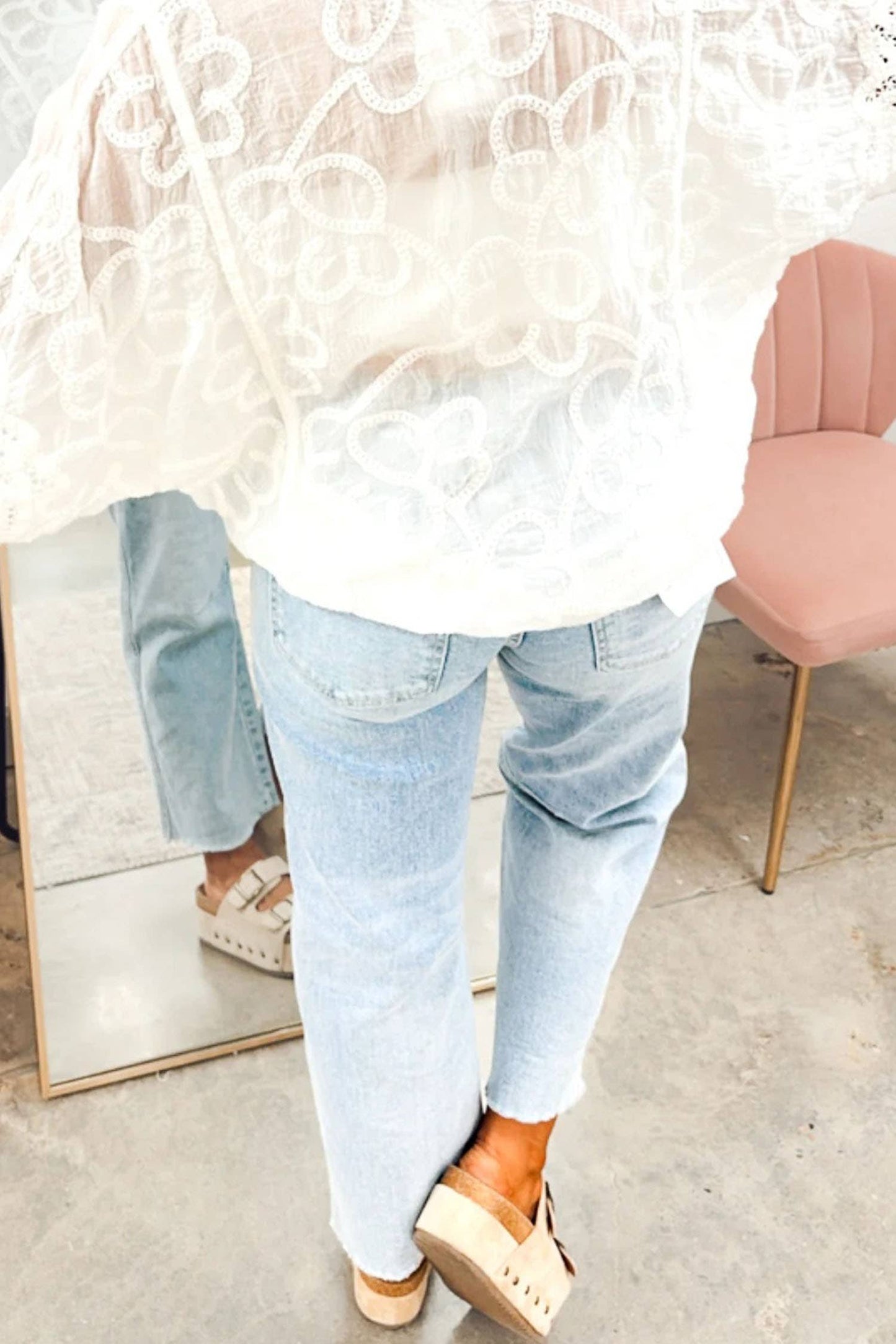 1 the Woman - Solid Frayed Regular Cropped Light Wash Jeans