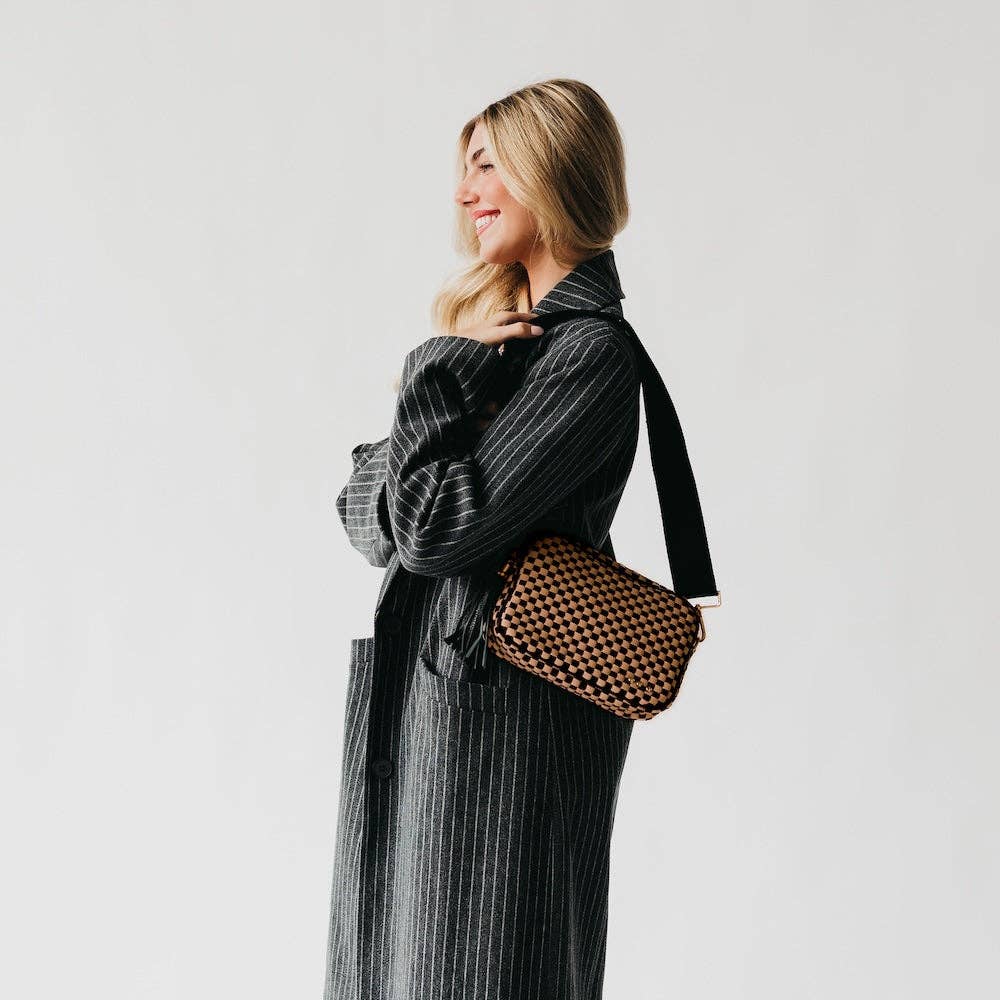 Pretty Simple - Woven Willow Camera Crossbody Bag
